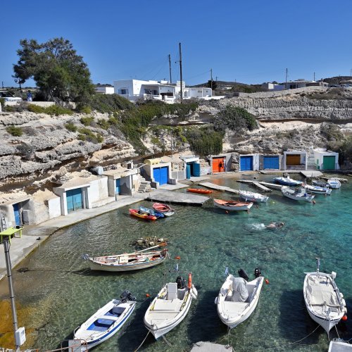Western Cyclades; by bike and on foot on Milos, Sifnos and Serifos